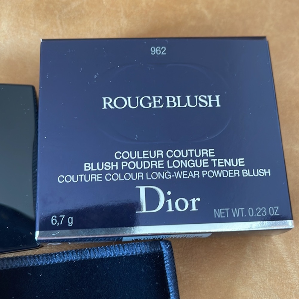 DIOR,# 962 satin long-wear blush new - Picture 3 of 3